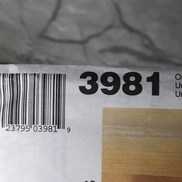 McCall's 3981 Home Decorating Sewing Pattern Sofa & Chair Cover Pillows Curtains - Picture 3 of 6